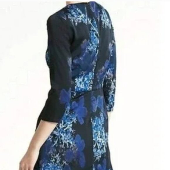 Banana Republic Crew Neck 3/4 Sleeve Peplum Fit And Flare Dress sz 8P - Picture 3 of 13